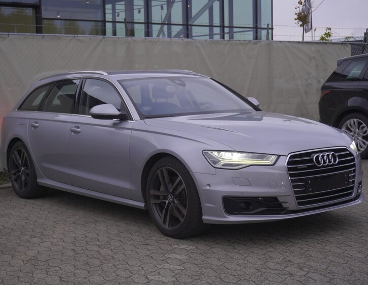 Audi A6 4