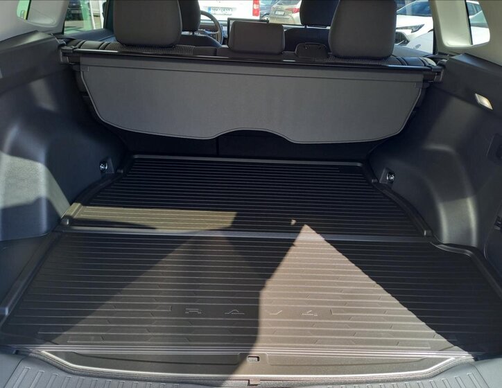 Toyota RAV4 SUV / Terénní 2,5 l 136 kw