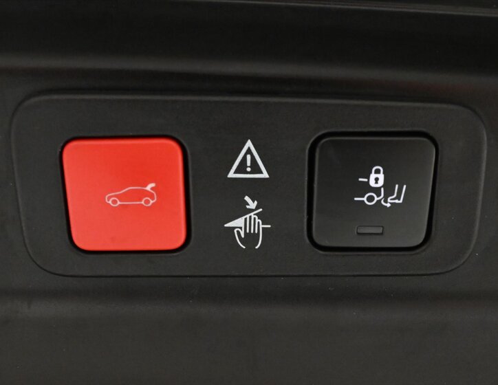 Peugeot 5008 SUV / Terénní 1,5 l 96 kw