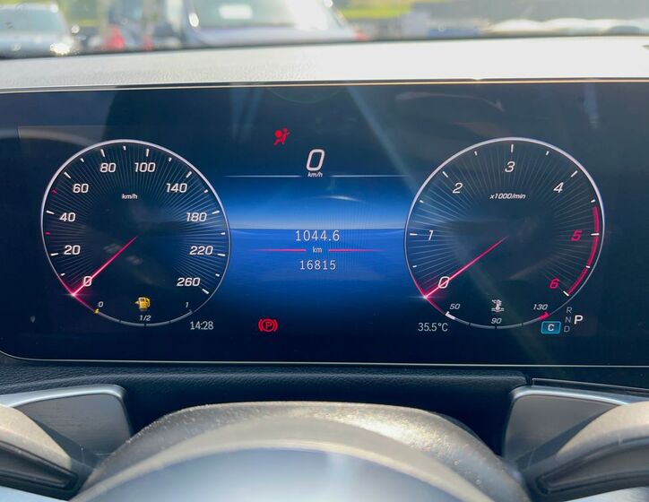 Mercedes-Benz GLB 17