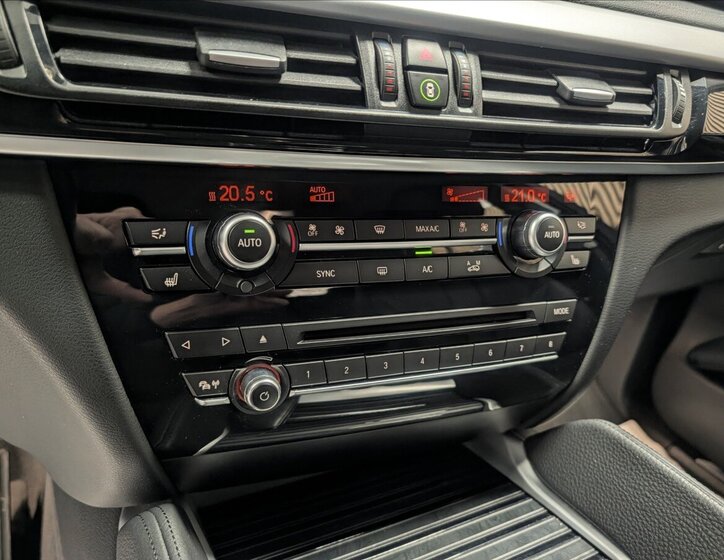 BMW X6 Sedan 3,0 l 190 kw