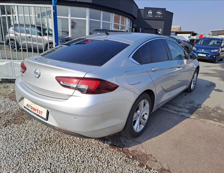 Opel Insignia Liftback 2,0 l 125 kw