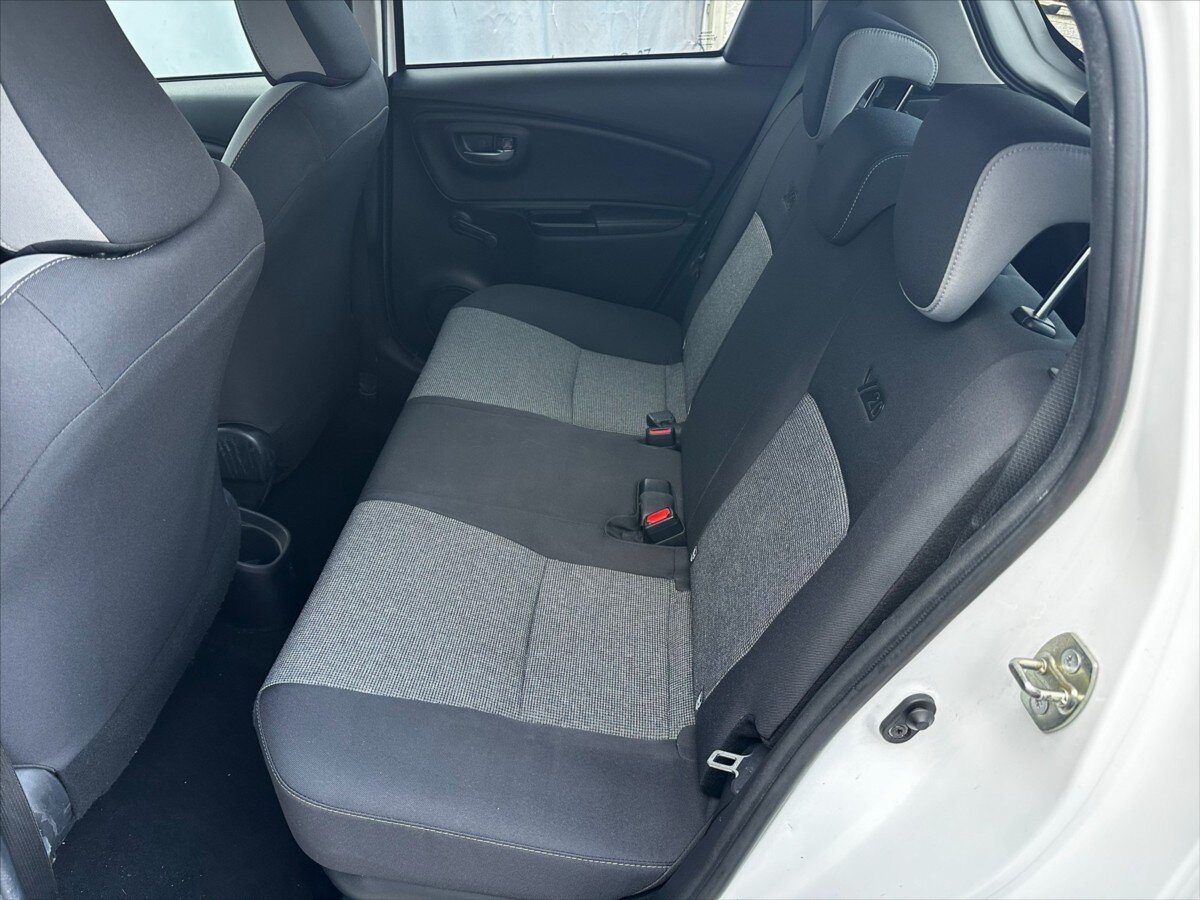 Toyota Yaris Kombi 1,5 l 54 kw