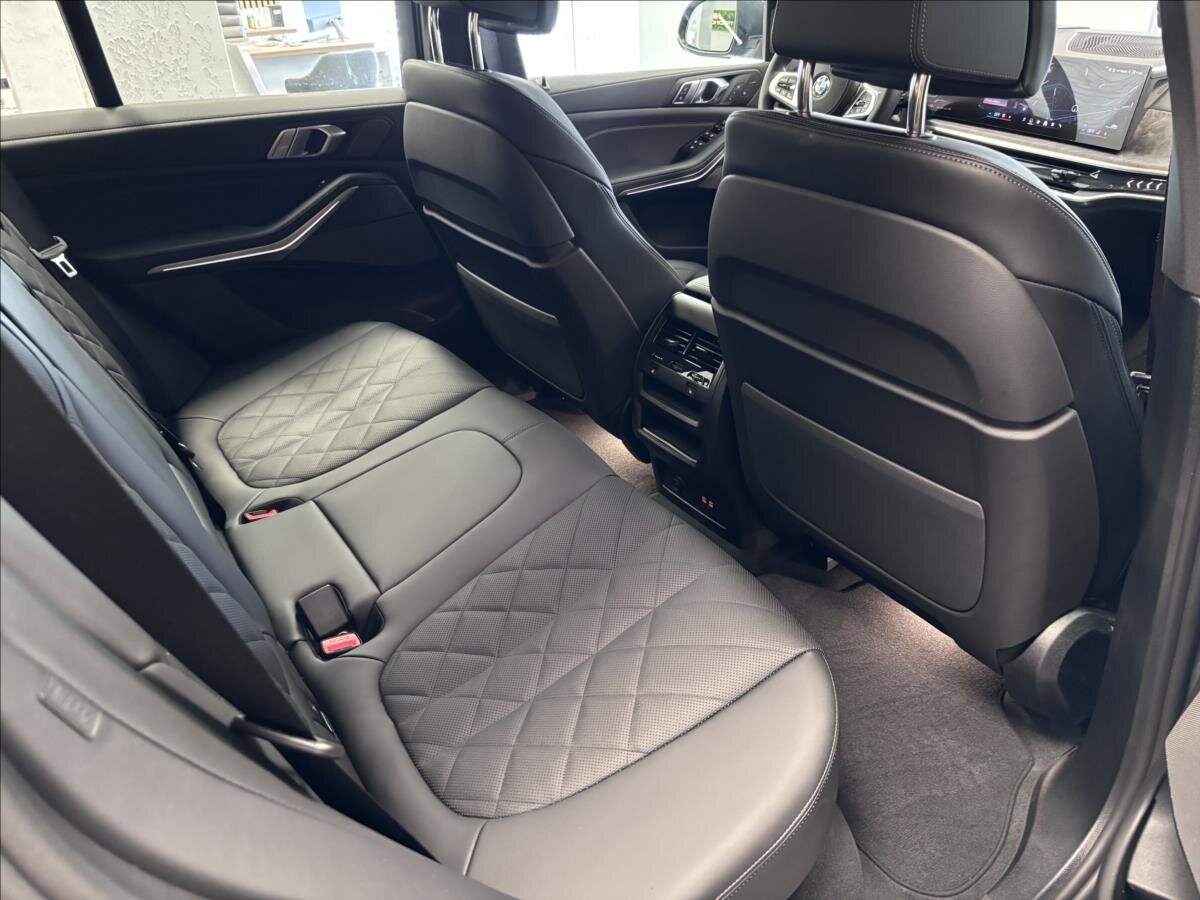 BMW X5 Kombi 3,0 l 210 kw