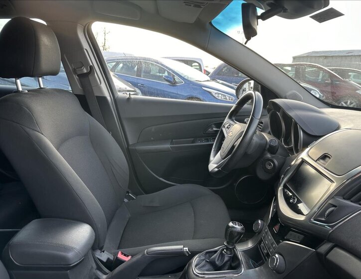 Chevrolet Cruze Kombi 1,7 l 96 kw