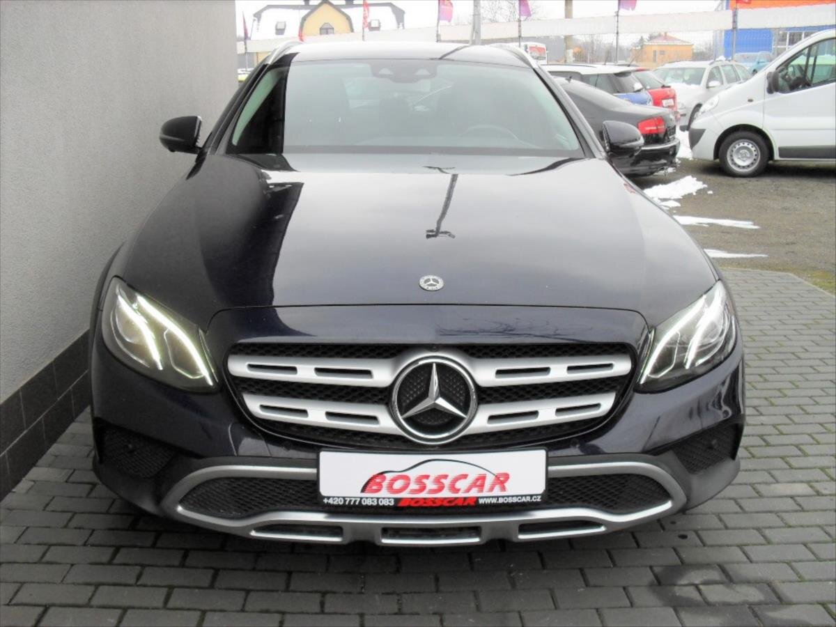 Mercedes-Benz Třídy E Kombi 3,0 l 190 kw