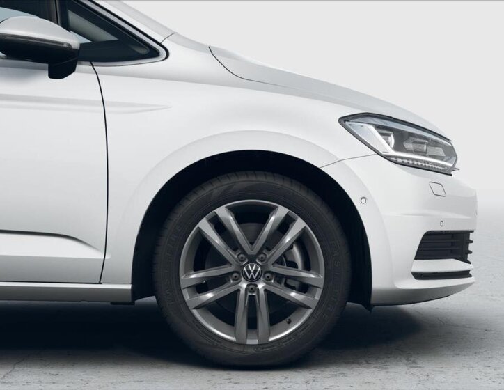 Volkswagen Touran 5