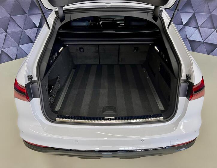 Land Rover Defender 35