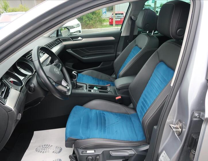 Volkswagen Passat 13