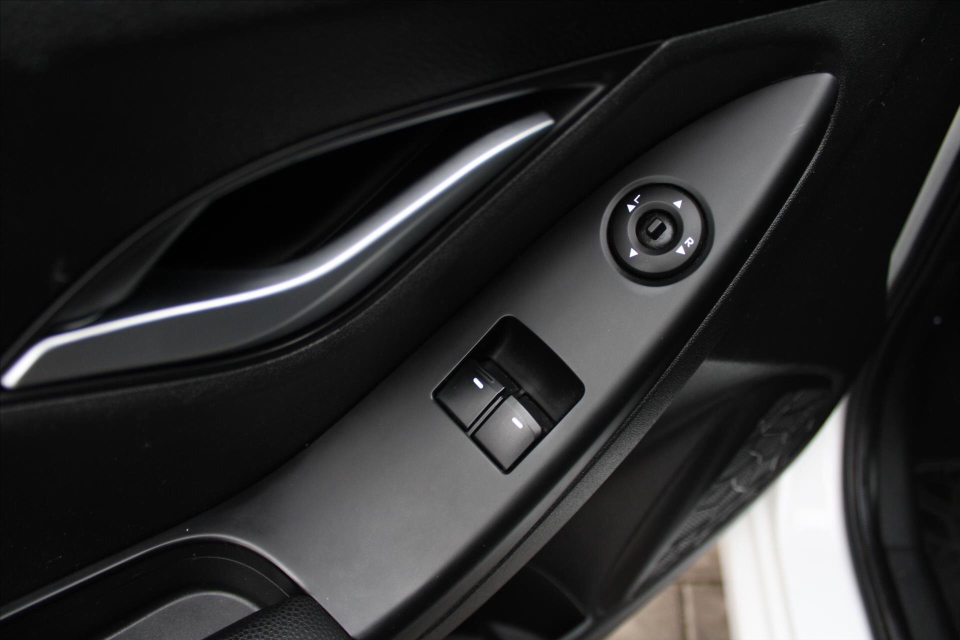 Hyundai ix20 MPV 1,6 l 92 kw