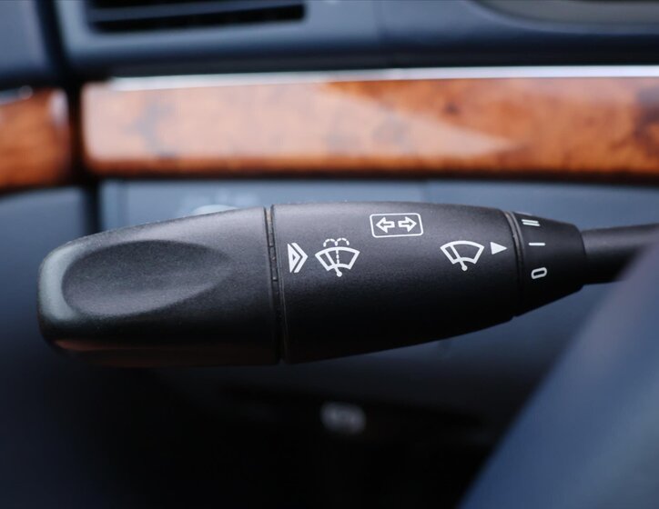 Mercedes-Benz Třídy E Sedan 2,7 l 130 kw