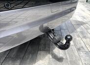 Land Rover Discovery 9