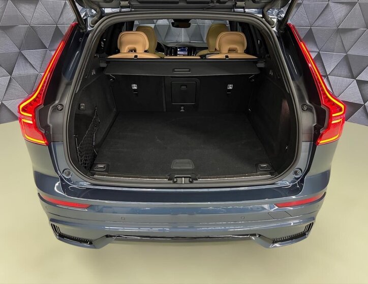 Volvo XC60 SUV 2,0 l 186 kw