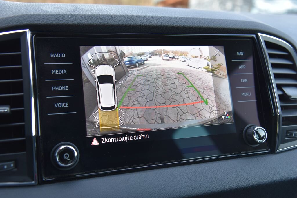 Škoda Karoq SUV / Terénní 2,0 l 85 kw