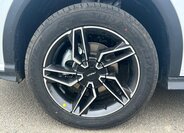 Dongfeng Ostatní Kombi 1,5 l 86 kw