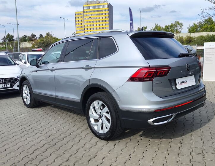 Volkswagen Tiguan Allspace 7