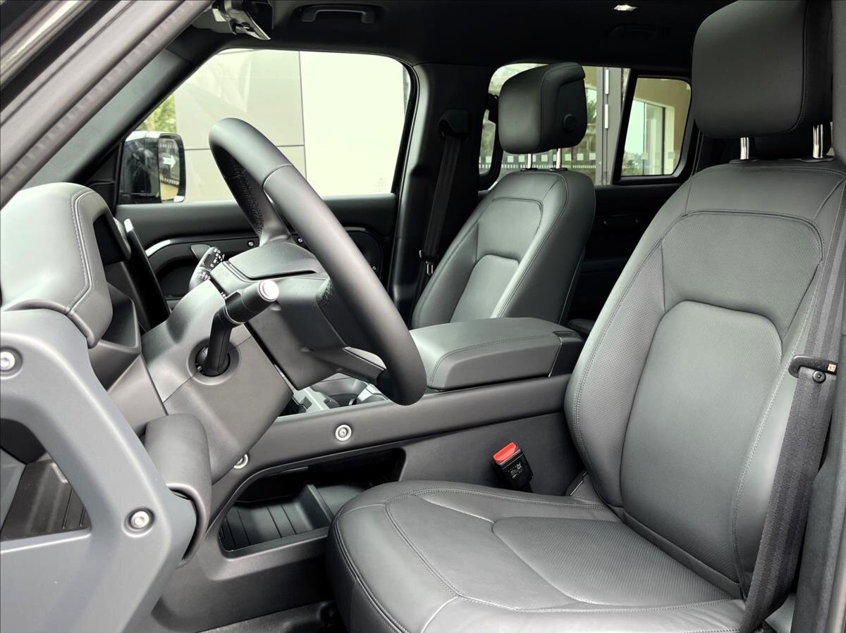Land Rover Defender SUV / Terénní 3,0 l 147 kw