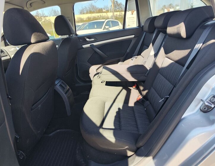 Škoda Octavia Kombi 2,0 l 103 kw