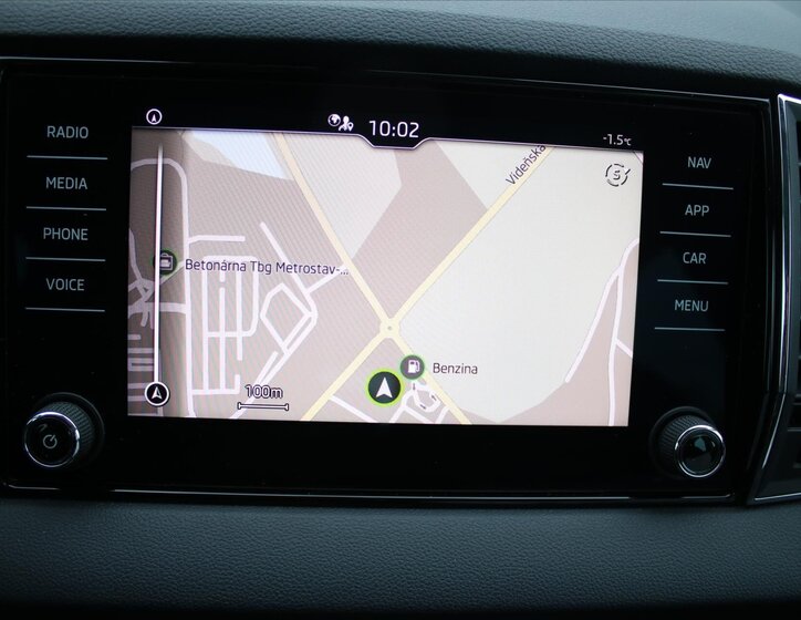 Škoda Karoq SUV 1,5 l 110 kw