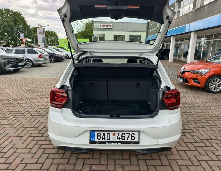 Volkswagen Polo Hatchback 999,0 70 kw