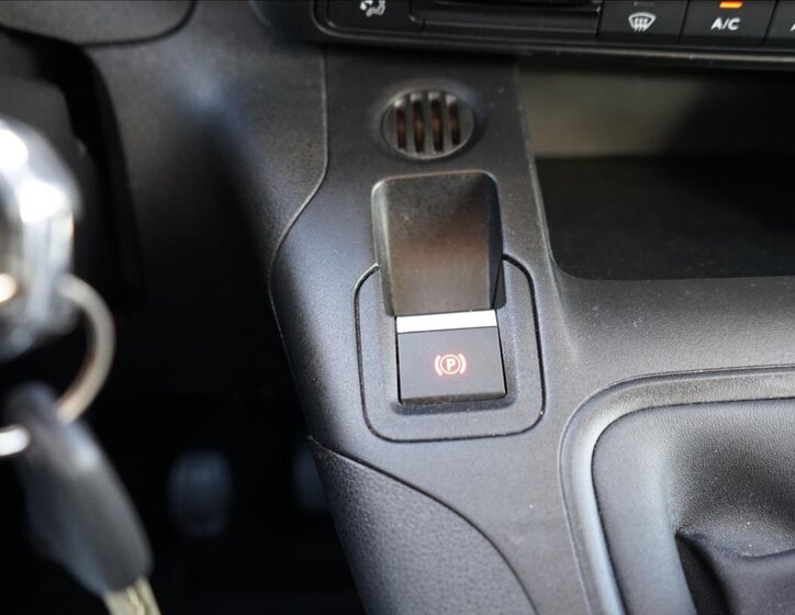 Citroën Berlingo MPV 1,5 l 96 kw