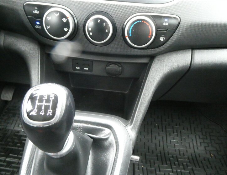 Hyundai i10 Hatchback 998,0 49 kw