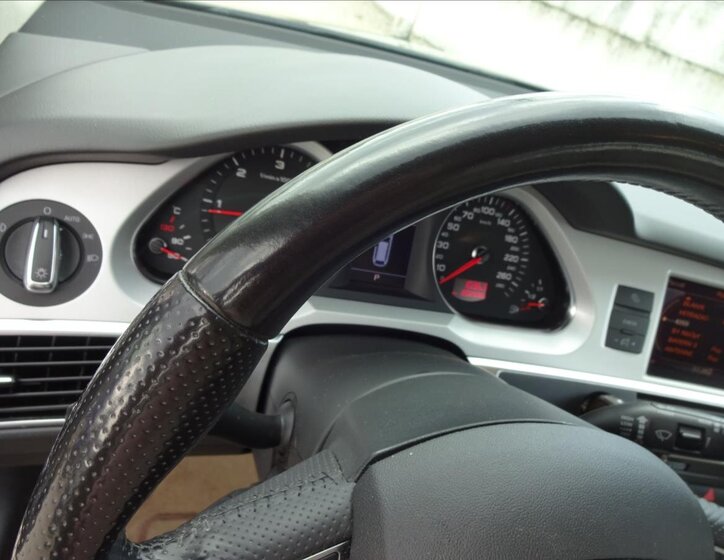 Audi A6 Allroad Kombi 3,0 l 176 kw