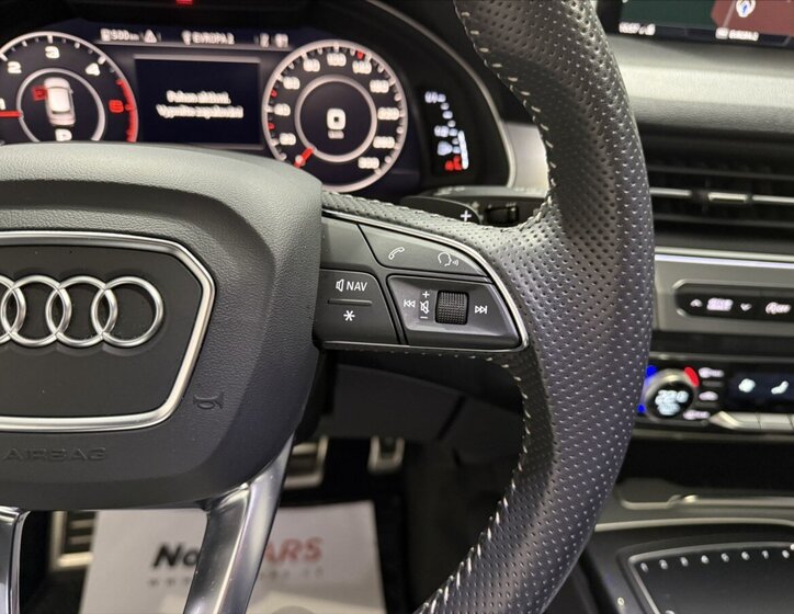 Audi Q7 SUV / Terénní 3,0 l 200 kw