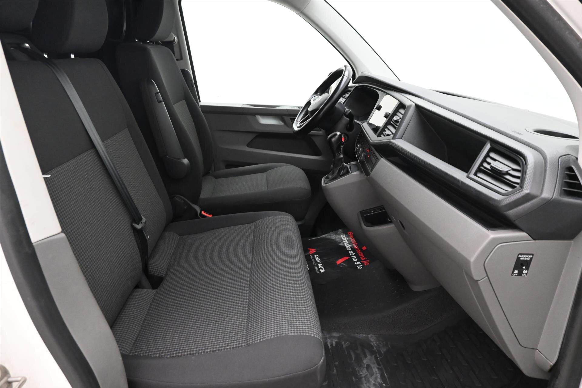 Volkswagen Transporter Skříň 2,0 l 110 kw