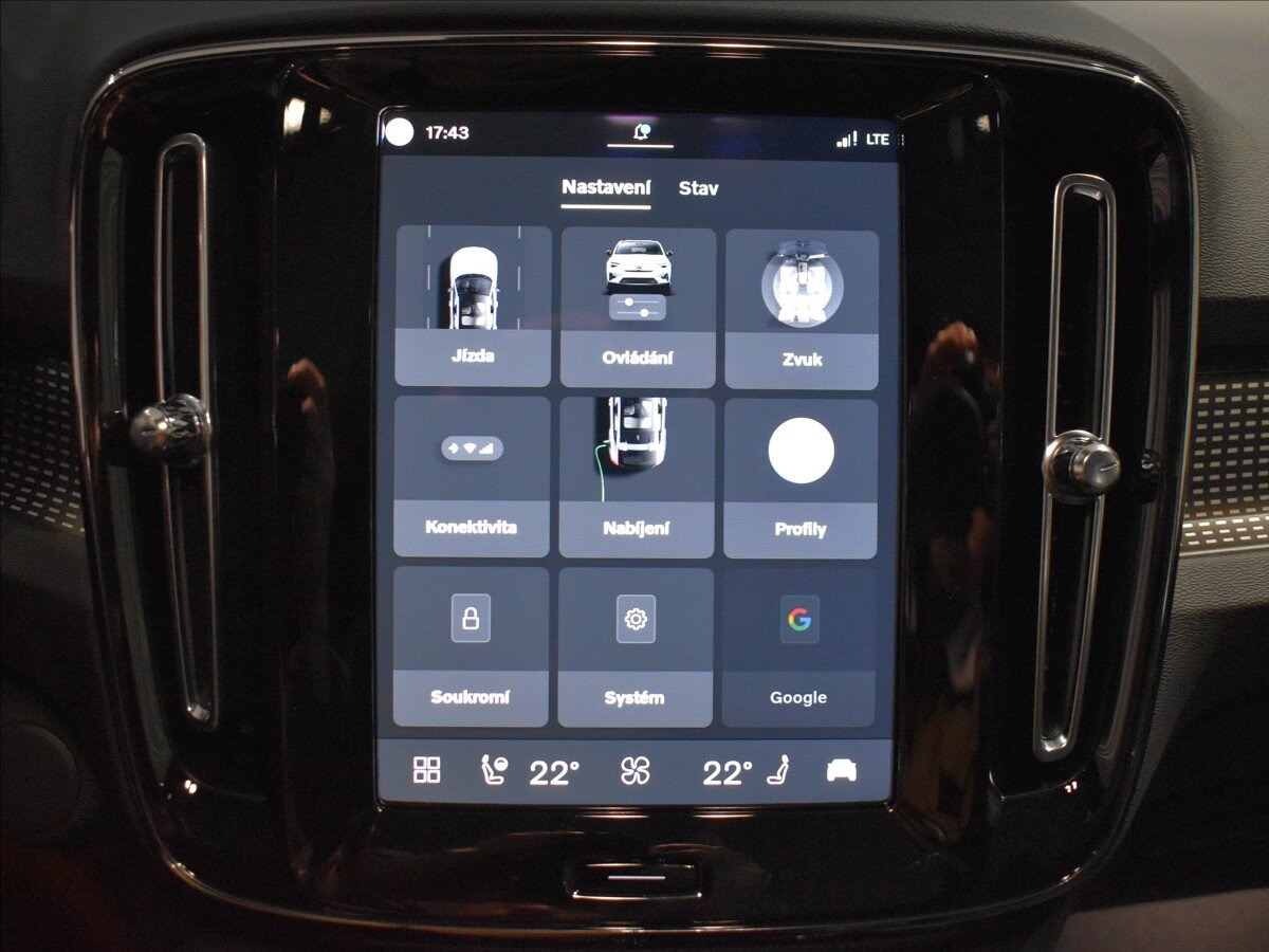 Volvo EC40 SUV / Terénní 0,0 185 kw