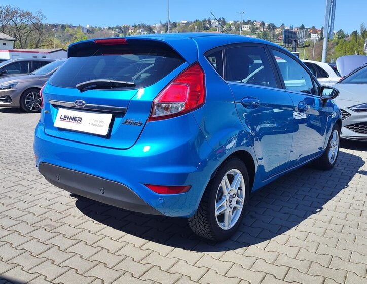 Ford Fiesta Hatchback 998,0 74 kw
