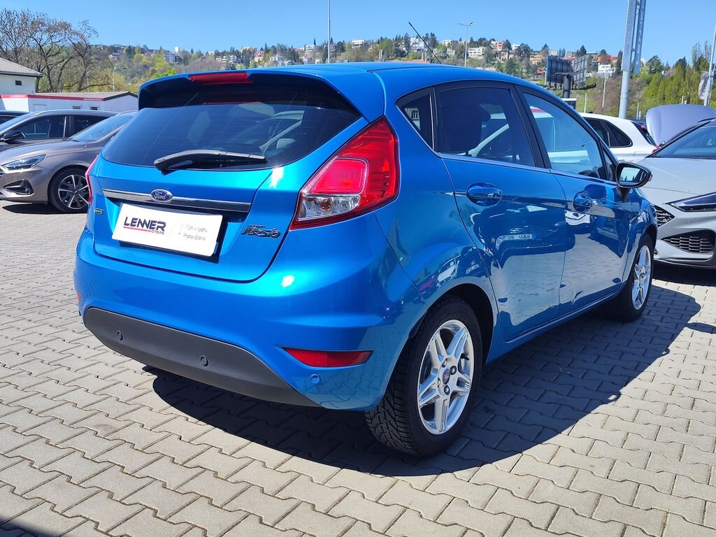 Ford Fiesta Hatchback 998,0 74 kw