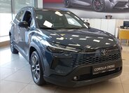 Toyota Corolla Cross CUV 2,0 l 112 kw
