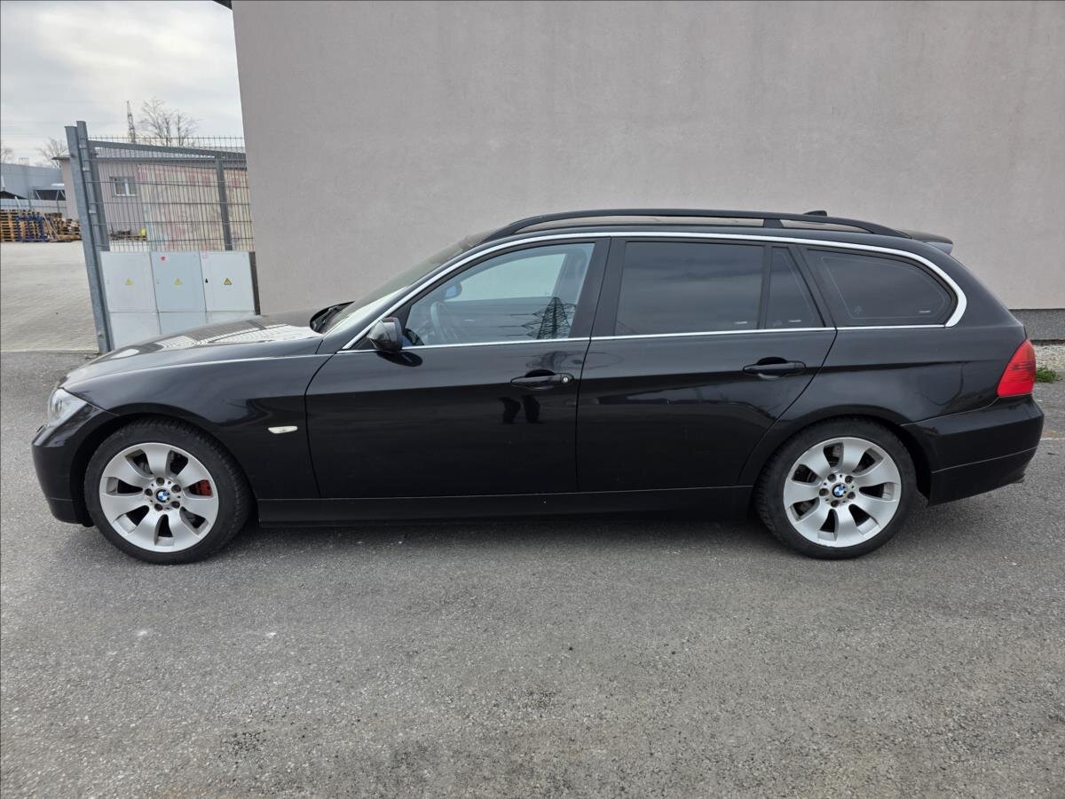 BMW Řada 3 Kombi 3,0 l 170 kw