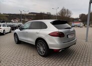 Porsche Cayenne Kombi 3,0 l 180 kw