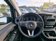 Mercedes-Benz Vito 12