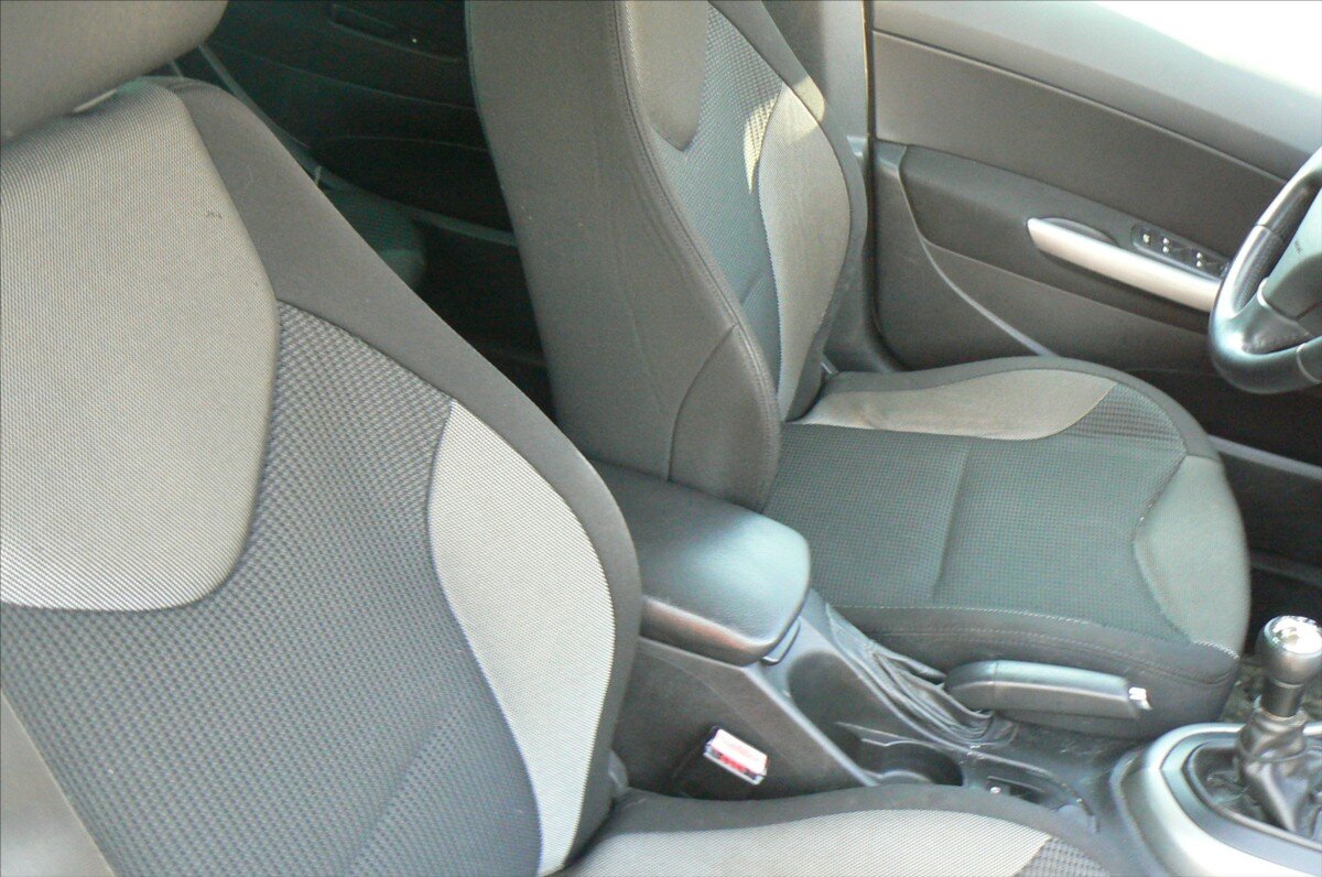 Peugeot 308 Kombi 1,6 l 68 kw