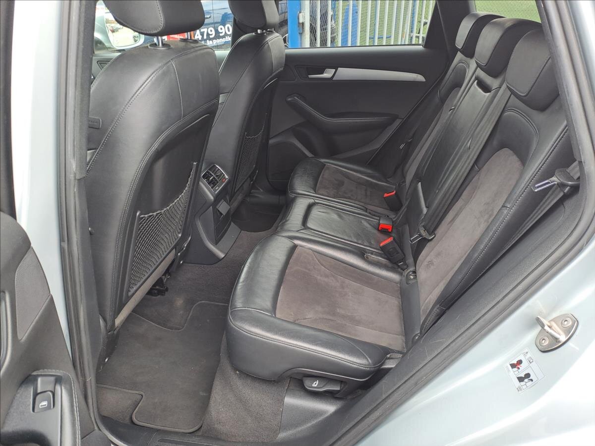 Audi Q5 SUV / Terénní 2,0 l 155 kw