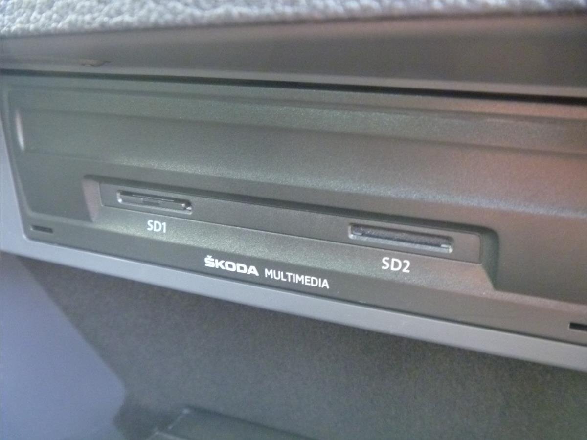 Škoda Superb Liftback 2,0 l 140 kw