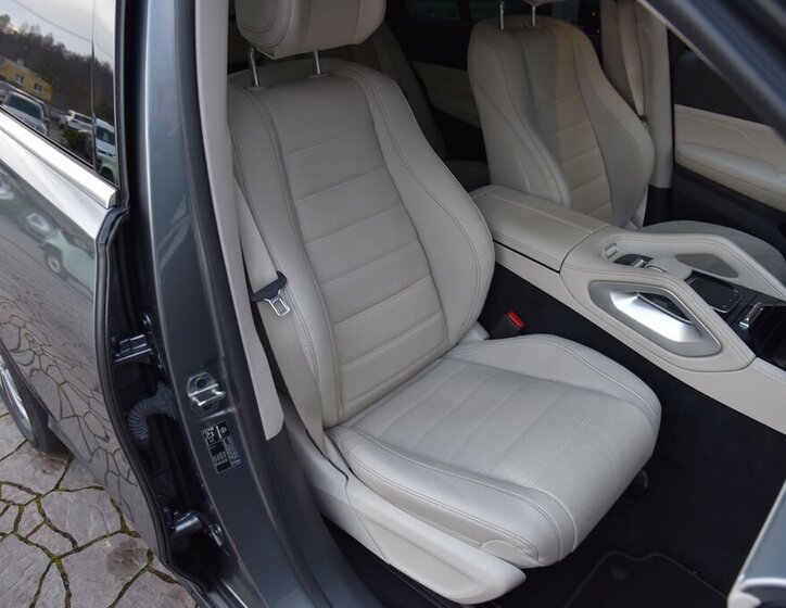 Mercedes-Benz GLE 22