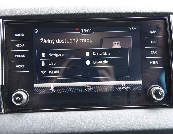 Škoda Karoq SUV 1,5 l 110 kw