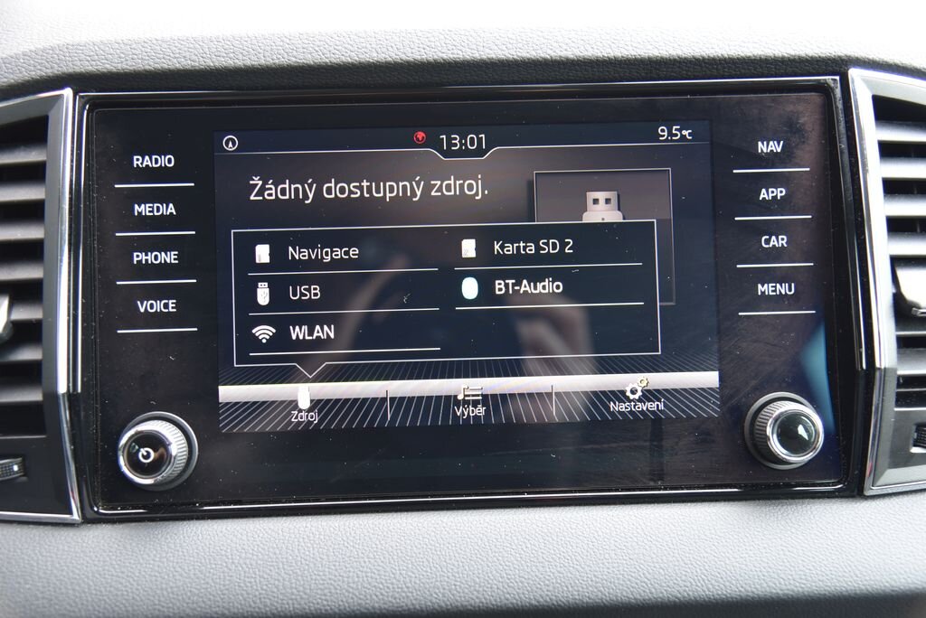 Škoda Karoq SUV 1,5 l 110 kw