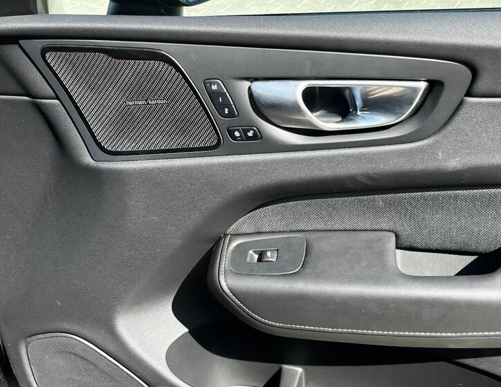Volvo XC60 SUV / Terénní 2,0 l 0