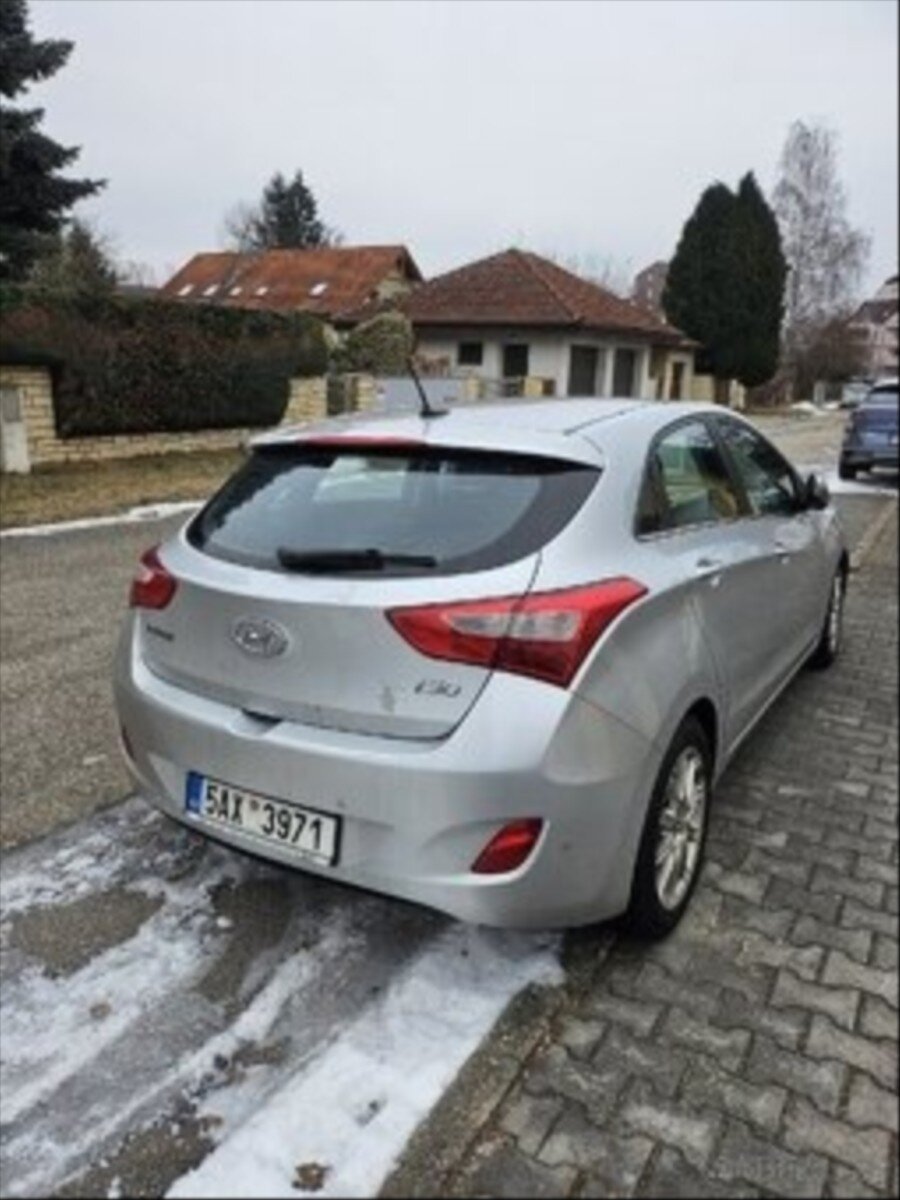 Hyundai i30 Liftback 0,0 81 kw