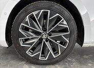 Škoda Superb Sedan / Limuzína 1,4 l 160 kw