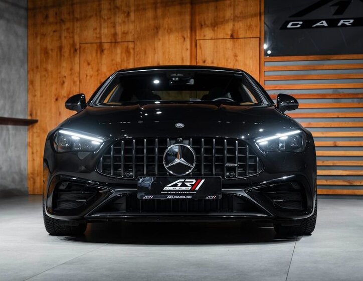 Mercedes-Benz Ostatní Kupé 0,0 330 kw