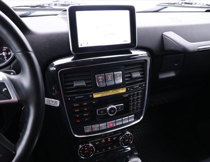 Mercedes-Benz Třídy G SUV 3,0 l 155 kw