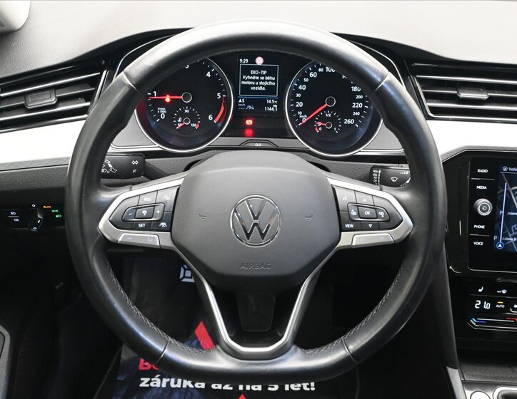Volkswagen Passat Kombi 2,0 l 110 kw