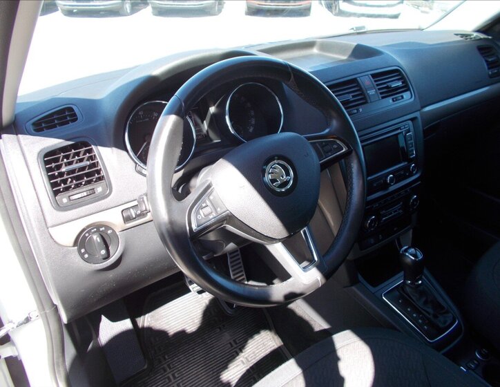 Škoda Yeti SUV / Terénní 1,4 l 90 kw