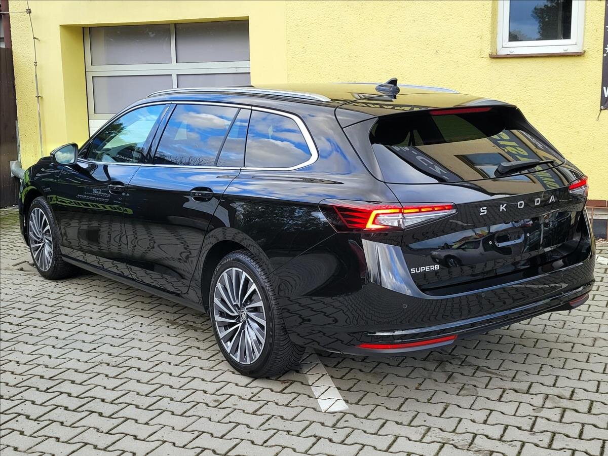 Škoda Superb Kombi 1,5 l 110 kw